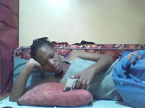 Smillie prety online show from July 26, 2026, 5:37 am