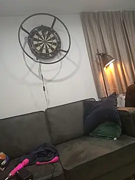 steviebigdick1992 online show from December 17, 2025, 9:21 pm