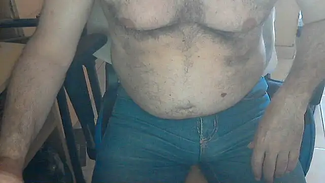 Snapshot of angelgarcia269 chatting on January 3, 2025, 6:03 pm angelgarcia269 online show from January 3, 2025, 6:03 pm