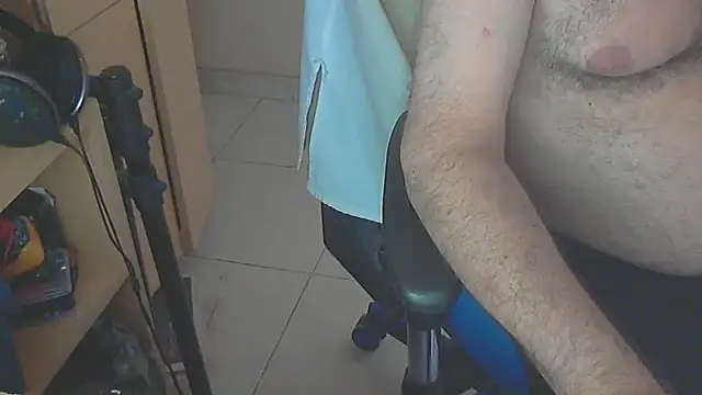 Snapshot of angelgarcia269 chatting on January 17, 2025, 9:39 pm angelgarcia269 online show from January 17, 2025, 9:39 pm