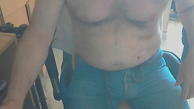 Snapshot of angelgarcia269 chatting on February 14, 2025, 1:18 pm angelgarcia269 online show from February 14, 2025, 1:18 pm