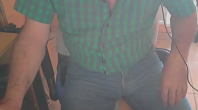 Snapshot of angelgarcia269 chatting on February 18, 2025, 6:47 pm angelgarcia269 online show from February 18, 2025, 6:47 pm