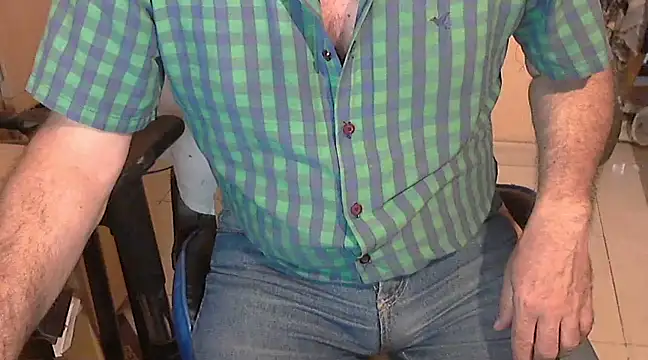 Snapshot of angelgarcia269 chatting on February 22, 2025, 11:35 am angelgarcia269 online show from February 22, 2025, 11:35 am