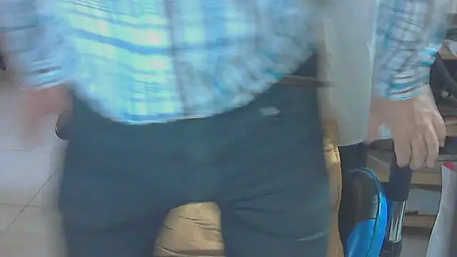 Snapshot of angelgarcia269 chatting on September 27, 2025, 12:43 pm angelgarcia269 online show from September 27, 2025, 12:43 pm