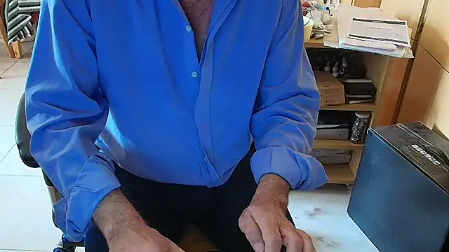 Snapshot of angelgarcia269 chatting on November 1, 2025, 12:51 pm angelgarcia269 online show from November 1, 2025, 12:51 pm