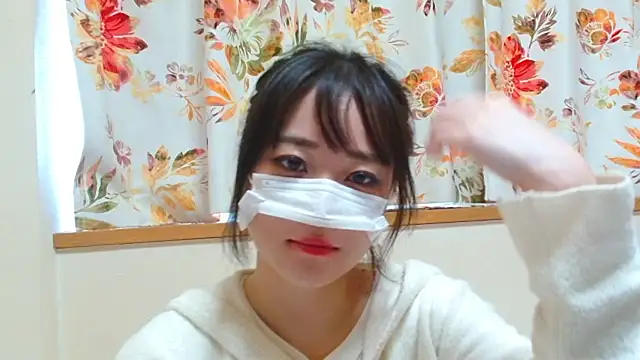 liliyRiSAcha-n online show from March 24, 2026, 6:29 am