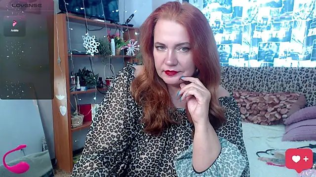 Snapshot of your_space chatting on December 19, 2024, 6:12 am your space online show from December 19, 2024, 6:12 am