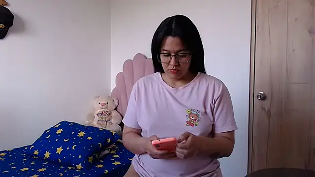 Snapshot of lady_hot2xx chatting on June 29, 2026, 6:30 pm lady hot2xx online show from June 29, 2026, 6:30 pm