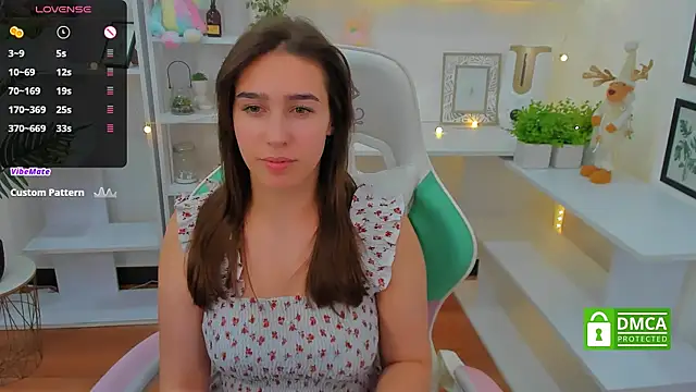 Snapshot of _Eliizabeth_ chatting on January 4, 2025, 9:52 pm  Eliizabeth  online show from January 4, 2025, 9:52 pm