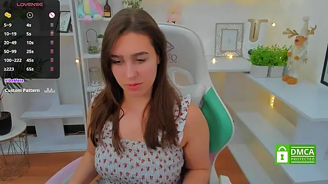 Snapshot of _Eliizabeth_ chatting on January 5, 2025, 12:52 am  Eliizabeth  online show from January 5, 2025, 12:52 am