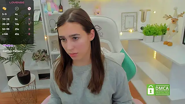 Snapshot of _Eliizabeth_ chatting on January 10, 2025, 9:42 pm  Eliizabeth  online show from January 10, 2025, 9:42 pm