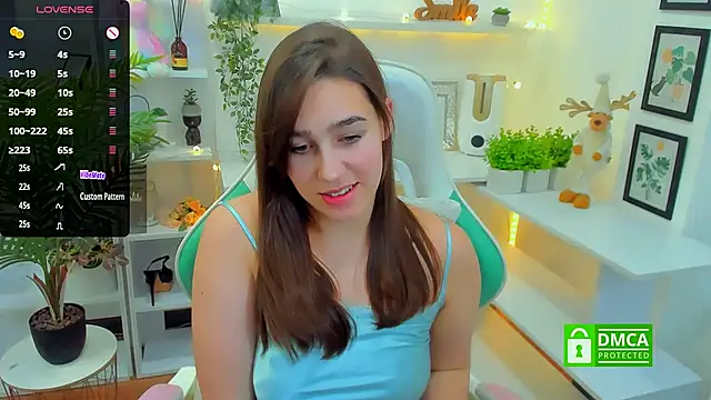 Snapshot of _Eliizabeth_ chatting on January 20, 2025, 4:21 am  Eliizabeth  online show from January 20, 2025, 4:21 am