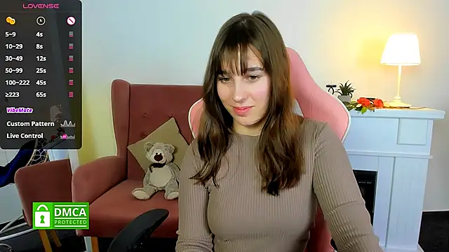 Snapshot of _Eliizabeth_ chatting on February 13, 2025, 10:54 pm  Eliizabeth  online show from February 13, 2025, 10:54 pm