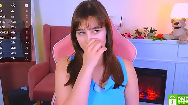 Snapshot of _Eliizabeth_ chatting on February 18, 2025, 3:10 am  Eliizabeth  online show from February 18, 2025, 3:10 am