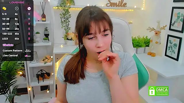 Snapshot of _Eliizabeth_ chatting on February 19, 2025, 9:47 pm  Eliizabeth  online show from February 19, 2025, 9:47 pm