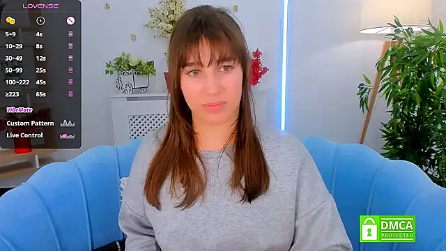 Snapshot of _Eliizabeth_ chatting on February 23, 2025, 2:29 am  Eliizabeth  online show from February 23, 2025, 2:29 am