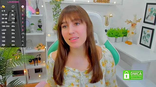 Snapshot of _Eliizabeth_ chatting on March 14, 2025, 9:10 pm  Eliizabeth  online show from March 14, 2025, 9:10 pm