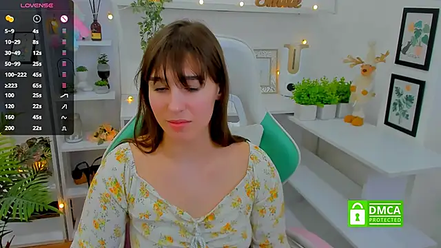 Snapshot of _Eliizabeth_ chatting on March 15, 2025, 3:18 am  Eliizabeth  online show from March 15, 2025, 3:18 am