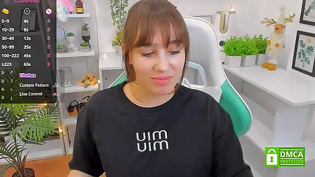 Snapshot of _Eliizabeth_ chatting on March 15, 2025, 9:16 pm  Eliizabeth  online show from March 15, 2025, 9:16 pm