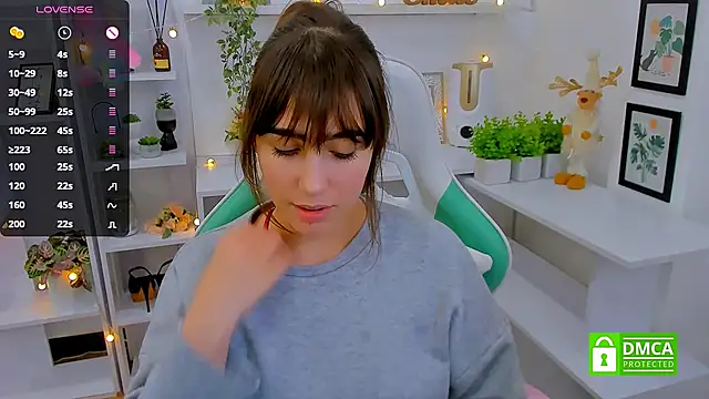 Snapshot of _Eliizabeth_ chatting on March 21, 2025, 3:44 am  Eliizabeth  online show from March 21, 2025, 3:44 am