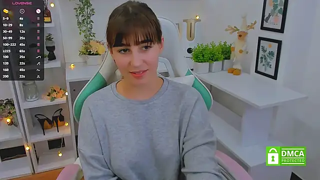 Snapshot of _Eliizabeth_ chatting on March 22, 2025, 4:14 am  Eliizabeth  online show from March 22, 2025, 4:14 am