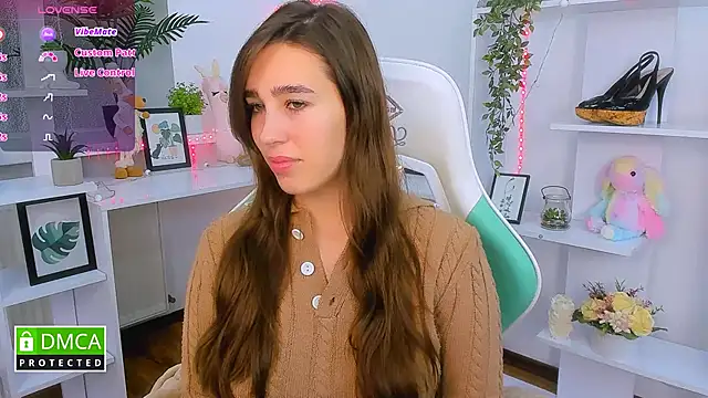 Snapshot of _Eliizabeth_ chatting on October 22, 2025, 9:14 pm  Eliizabeth  online show from October 22, 2025, 9:14 pm