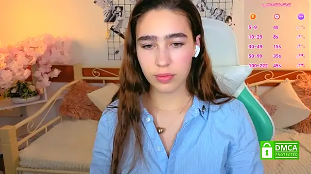  Eliizabeth  online show from March 18, 2026, 1:42 am