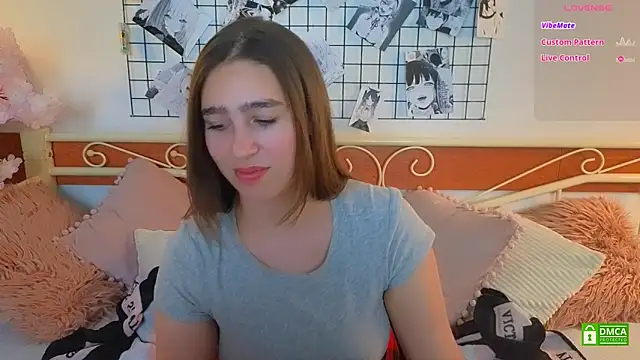  Eliizabeth  online show from May 7, 2026, 9:09 pm