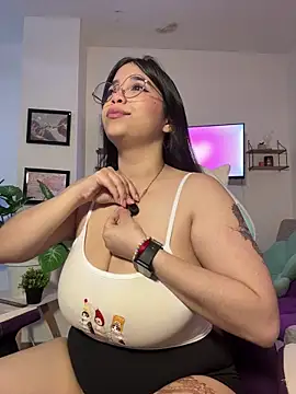 tati reyess online show from June 27, 2026, 12:22 pm