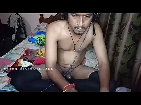 Snapshot of Sexypavi09 chatting on September 18, 2025, 6:32 pm Sexypavi09 online show from September 18, 2025, 6:32 pm