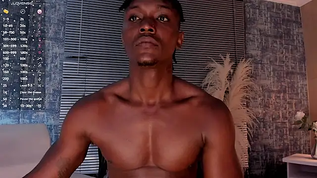 DannSmmith online show from October 1, 2025, 5:13 am