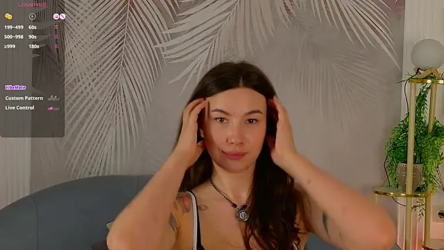 Marie Diaze online show from June 18, 2026, 10:09 am