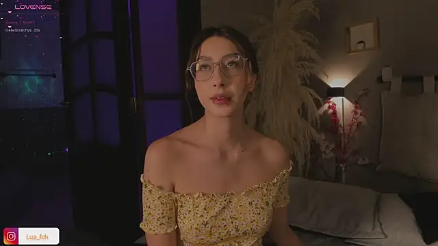 Snapshot of lua_ferch__ chatting on December 24, 2024, 2:01 pm lua ferch   online show from December 24, 2024, 2:01 pm