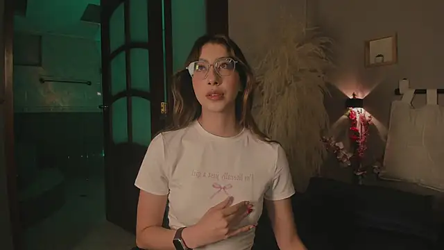 Snapshot of lua_ferch__ chatting on January 8, 2025, 12:37 pm lua ferch   online show from January 8, 2025, 12:37 pm