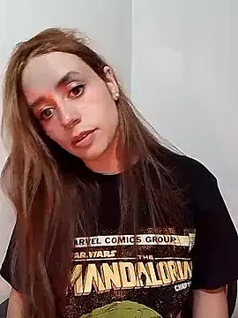 Natalia Suarez online show from March 27, 2026, 2:50 am