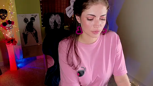 Snapshot of Emma__Blanco chatting on October 21, 2025, 3:46 pm Emma  Blanco online show from October 21, 2025, 3:46 pm