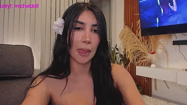 GarciaMilu online show from June 24, 2026, 2:32 am