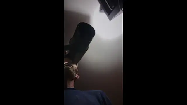 leanjamesdean online show from December 22, 2025, 4:20 am