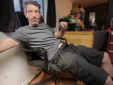 leanjamesdean online show from February 10, 2026, 11:09 pm