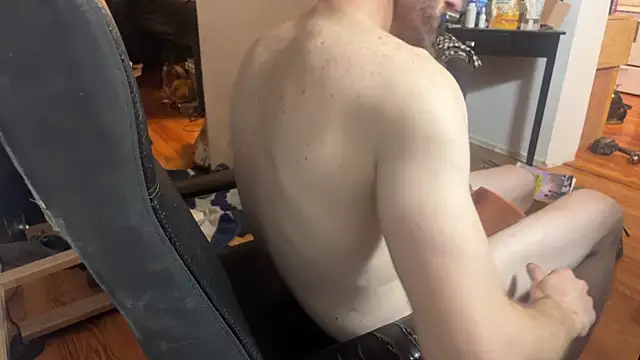 leanjamesdean online show from July 14, 2026, 2:05 am