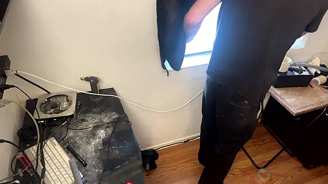 leanjamesdean online show from July 22, 2026, 6:54 pm