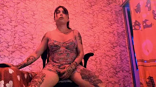 missdirtyhot  online show from December 11, 2024, 5:00 am