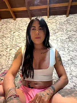 missdirtyhot  online show from September 29, 2025, 4:06 am