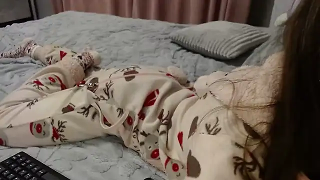 Snapshot of Viktoriiya_bald chatting on March 1, 2025, 8:31 pm Viktoriiya bald online show from March 1, 2025, 8:31 pm