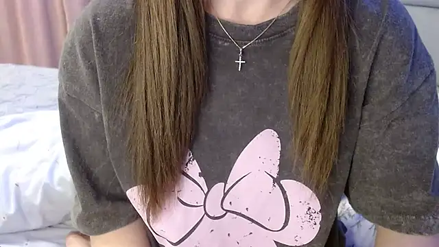 Snapshot of Viktoriiya_bald chatting on March 20, 2025, 8:51 pm Viktoriiya bald online show from March 20, 2025, 8:51 pm