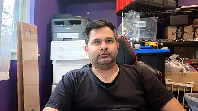 Sakhtlaundaz online show from May 14, 2026, 9:10 pm