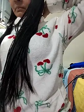 lolo890 online show from March 3, 2026, 10:15 pm