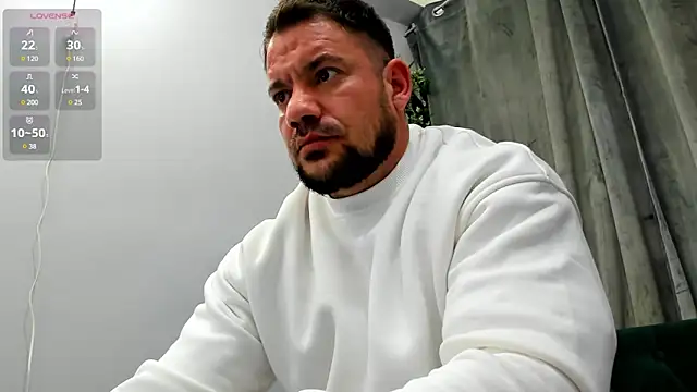 musclemonster31 online show from February 16, 2025, 8:44 pm