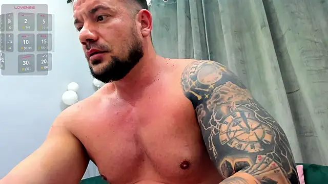 musclemonster31 online show from February 16, 2025, 11:48 pm