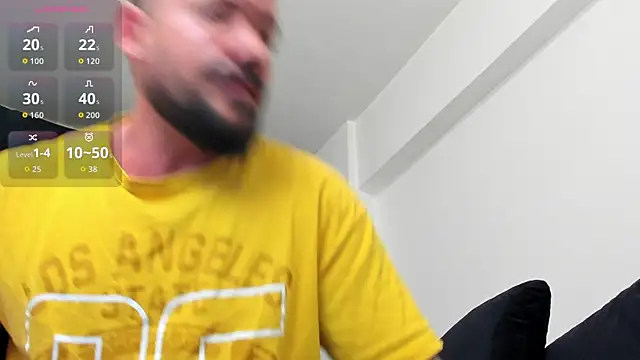 musclemonster31 online show from June 10, 2026, 12:04 pm